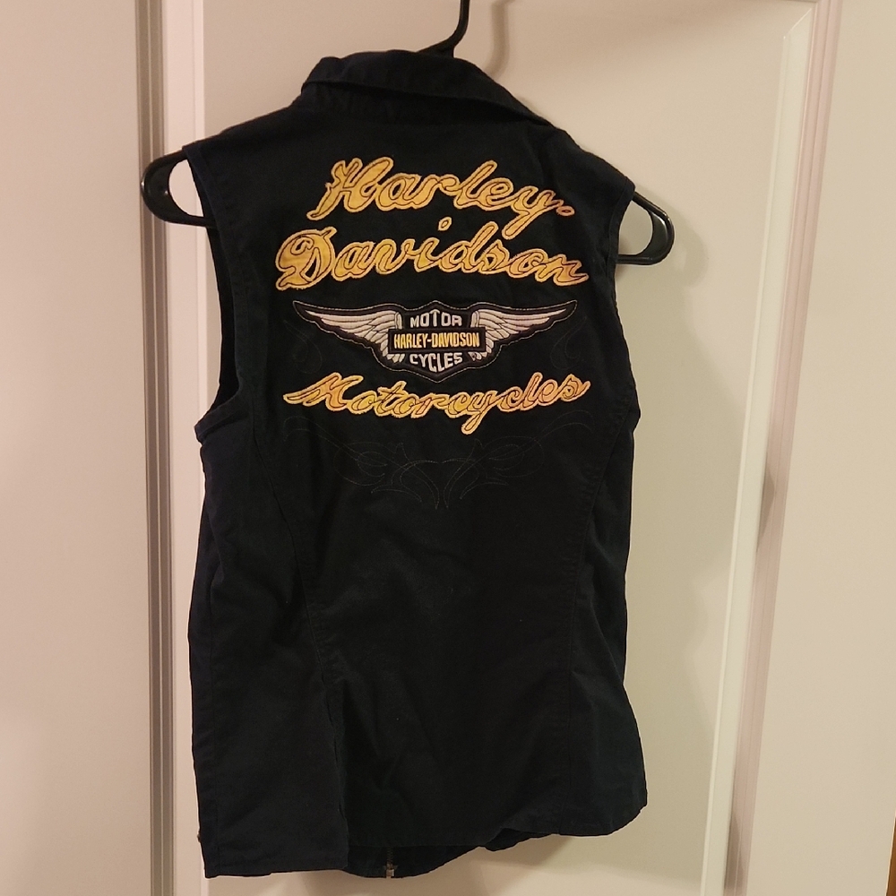 Harley-Davidson VINTAGE  Black Vest with Gold Embroidery